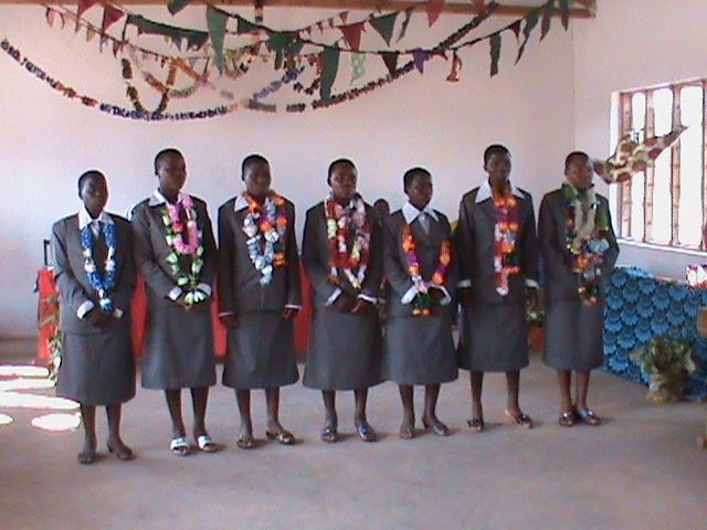 Garlanded Graduates